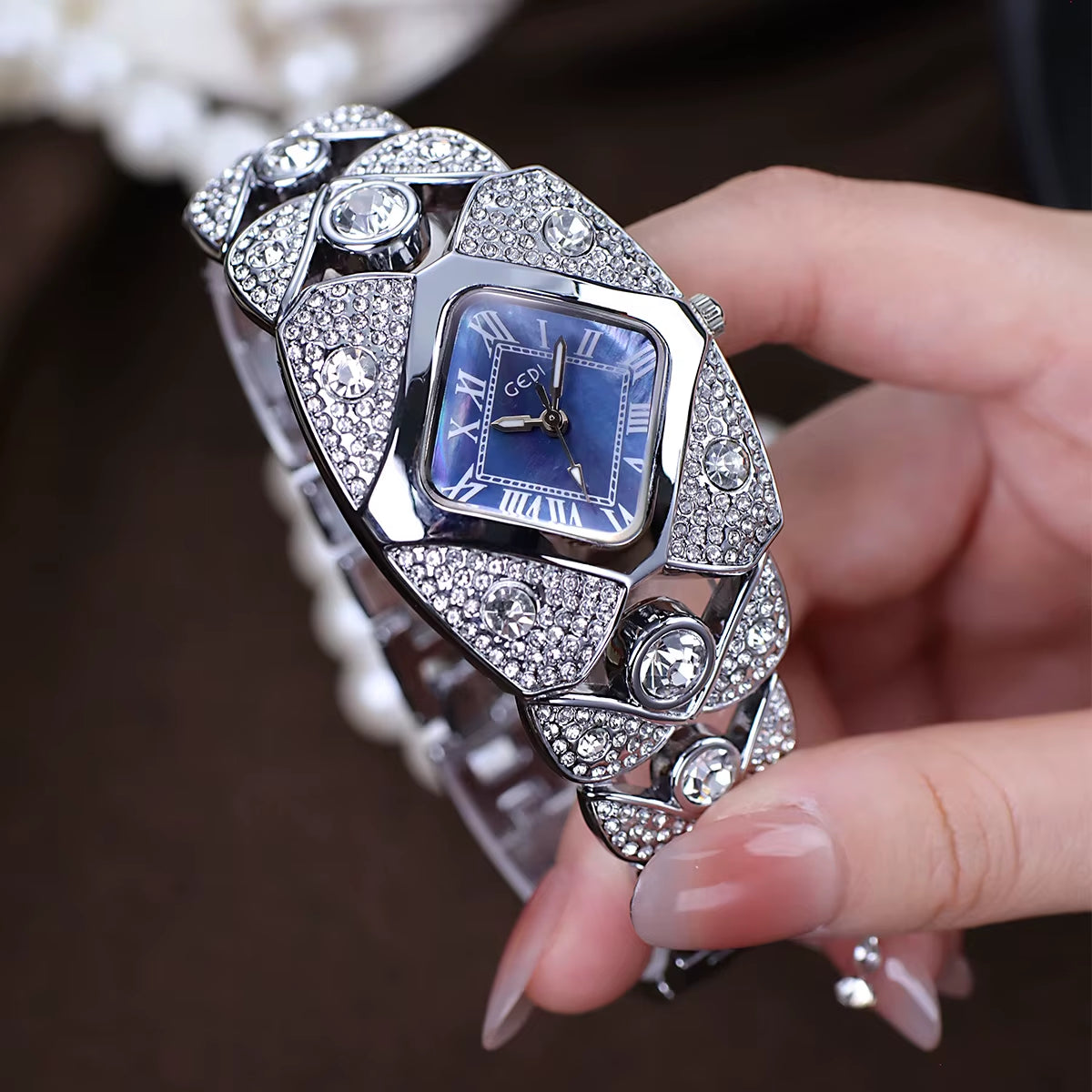 ICED LUXE Bracelet Watch | Waterproof Ladies’ Quartz 💎⌚