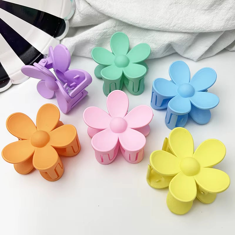 🌸 7CM Matte Frosted Flower Hair Claw – Elegant Lily Floral Shark Clip for Women & Girls  ✨🎀