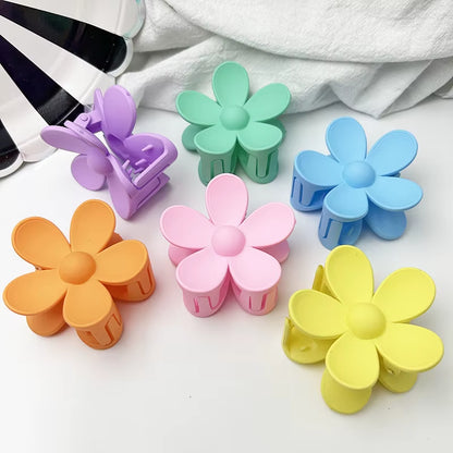 🌸 7CM Matte Frosted Flower Hair Claw – Elegant Lily Floral Shark Clip for Women & Girls  ✨🎀