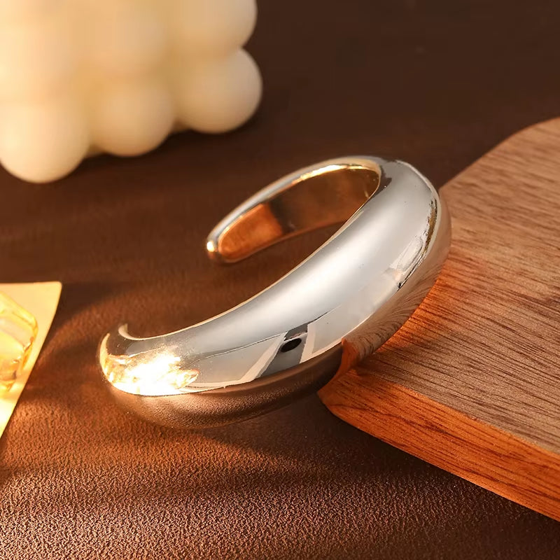 🔥 Exaggerated Irregular Cuff Bangle – Bold Geometric Hip-Hop Bracelet for Women | Trendy Streetwear Statement Jewelry ⛓️✨