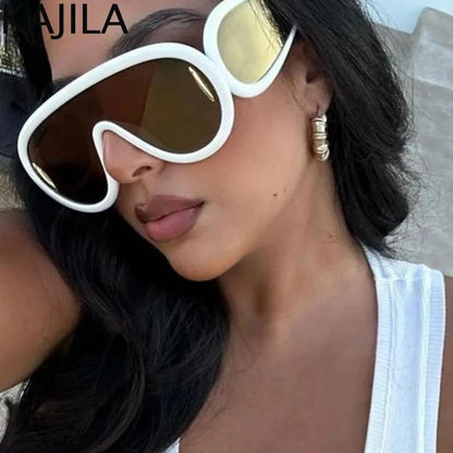 Y2K Cyberpunk Wave Mask Sunglasses – Oversized One-Piece Luxury Steampunk Goggles for Women 🌊