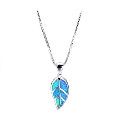 🐢 Bohemian Blue Fire Opal Sea Turtle Necklace – Shimmering Ocean Animal Pendant for Women 🌊✨