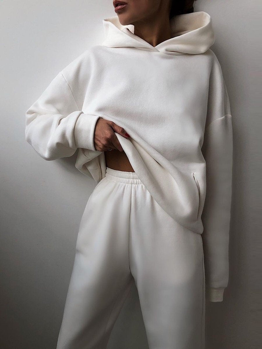 Effortless Style: Women’s Hooded Two-Piece Lounge Set 🌿