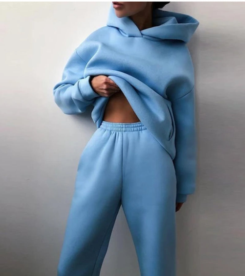 Effortless Style: Women’s Hooded Two-Piece Lounge Set 🌿